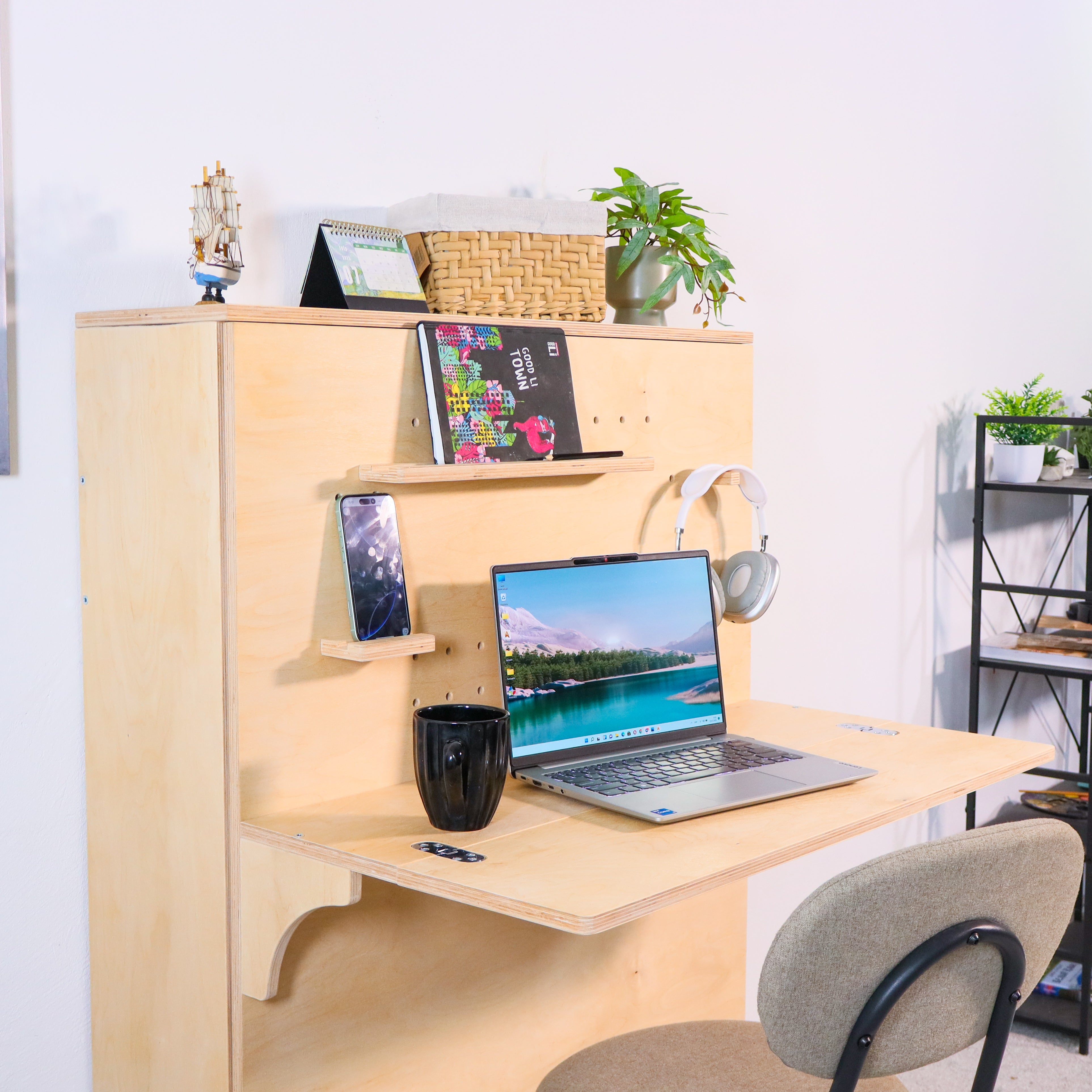 Murphy Bed with Desk and Storage Shelves for Home Office