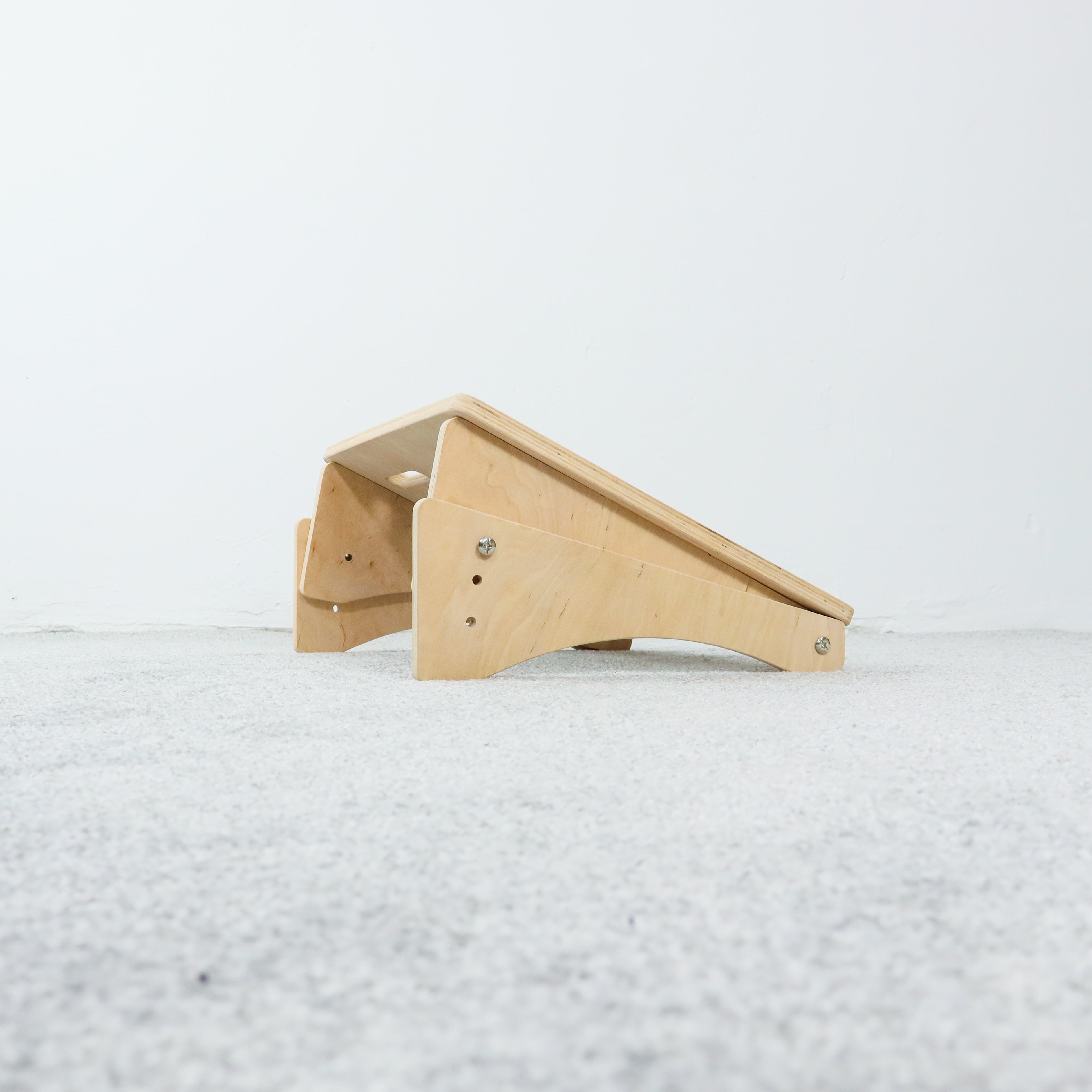 Adjustable Wooden Footrest for Desk with Three Tilt Angles
