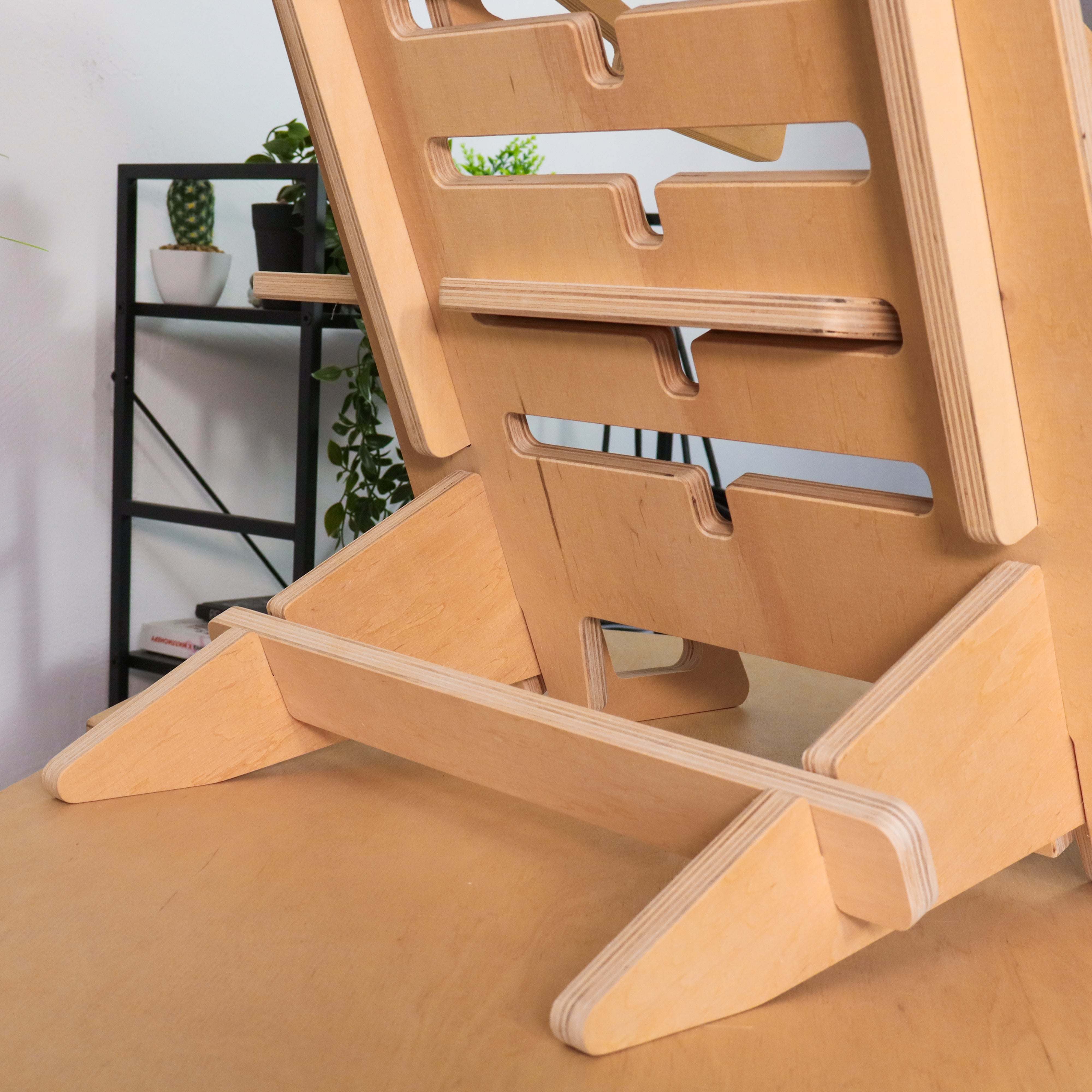 Tragbarer verstellbarer Stehschreibtisch für Laptops – Ergonomischer Arbeitsplatz aus Holz