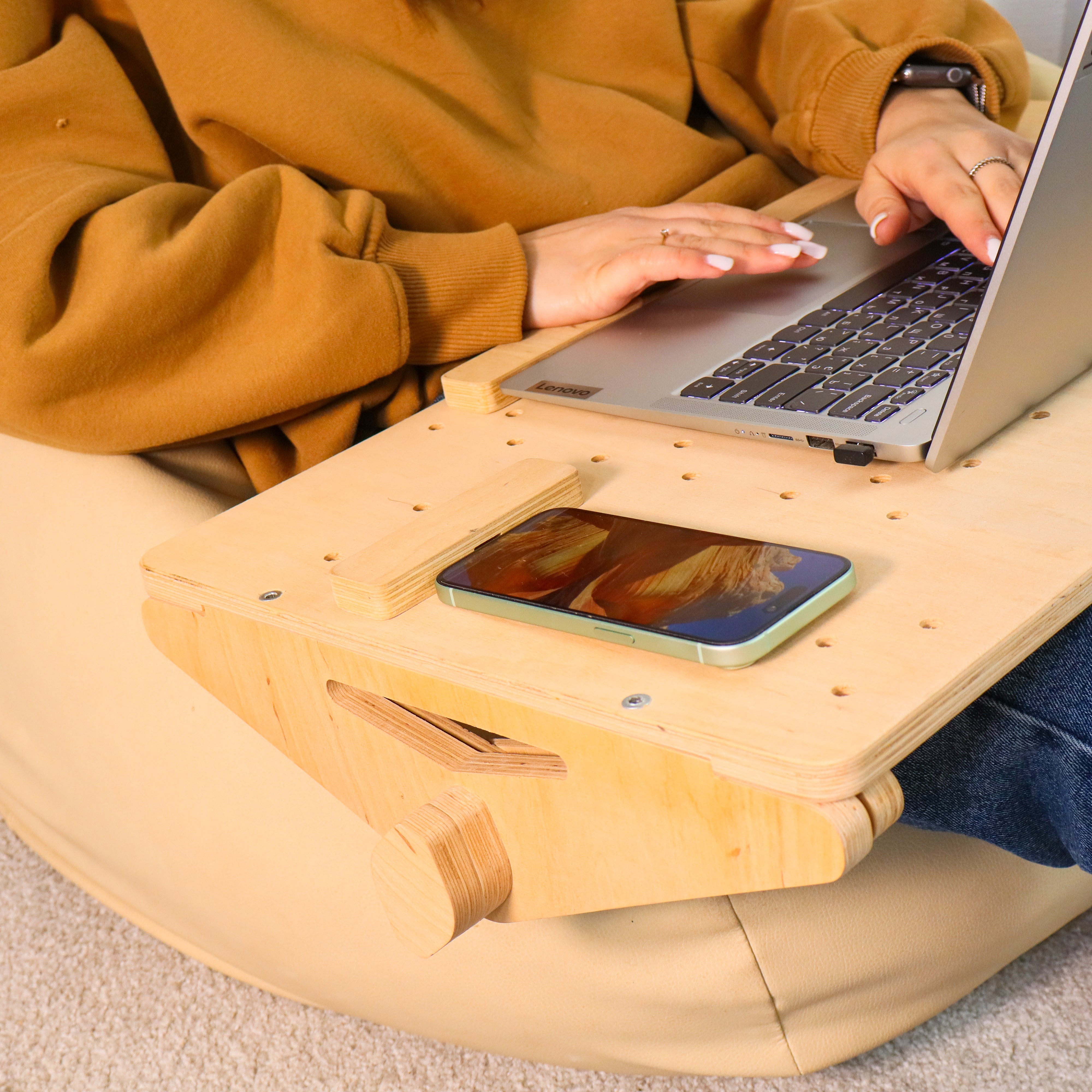 Laptop-Betttisch aus Holz mit faltbarem, tragbarem Design